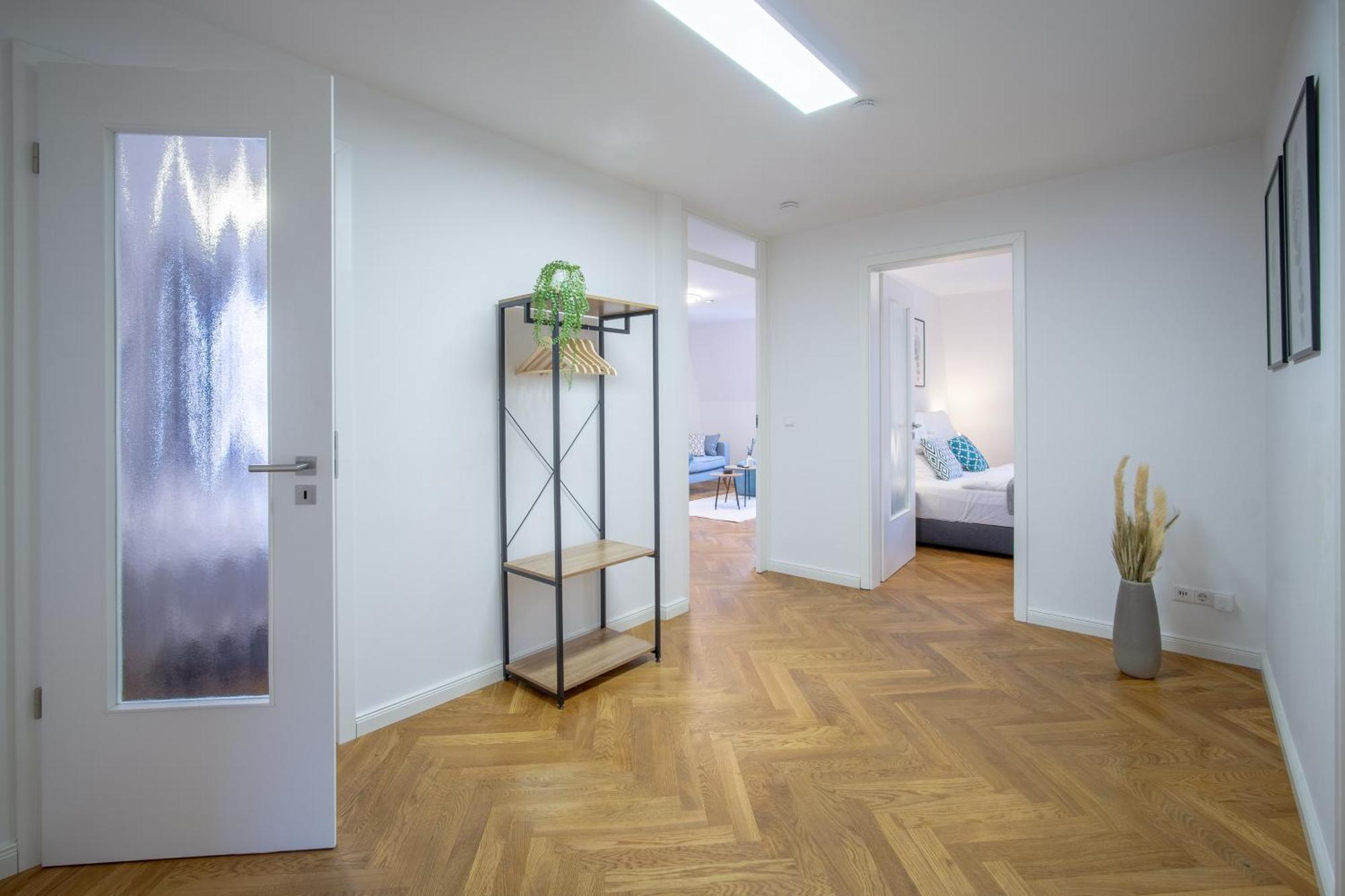 Coview - Design Apartment - 2 Schlafzimmer - Kueche - Highspeed Wlan Dresden Dış mekan fotoğraf