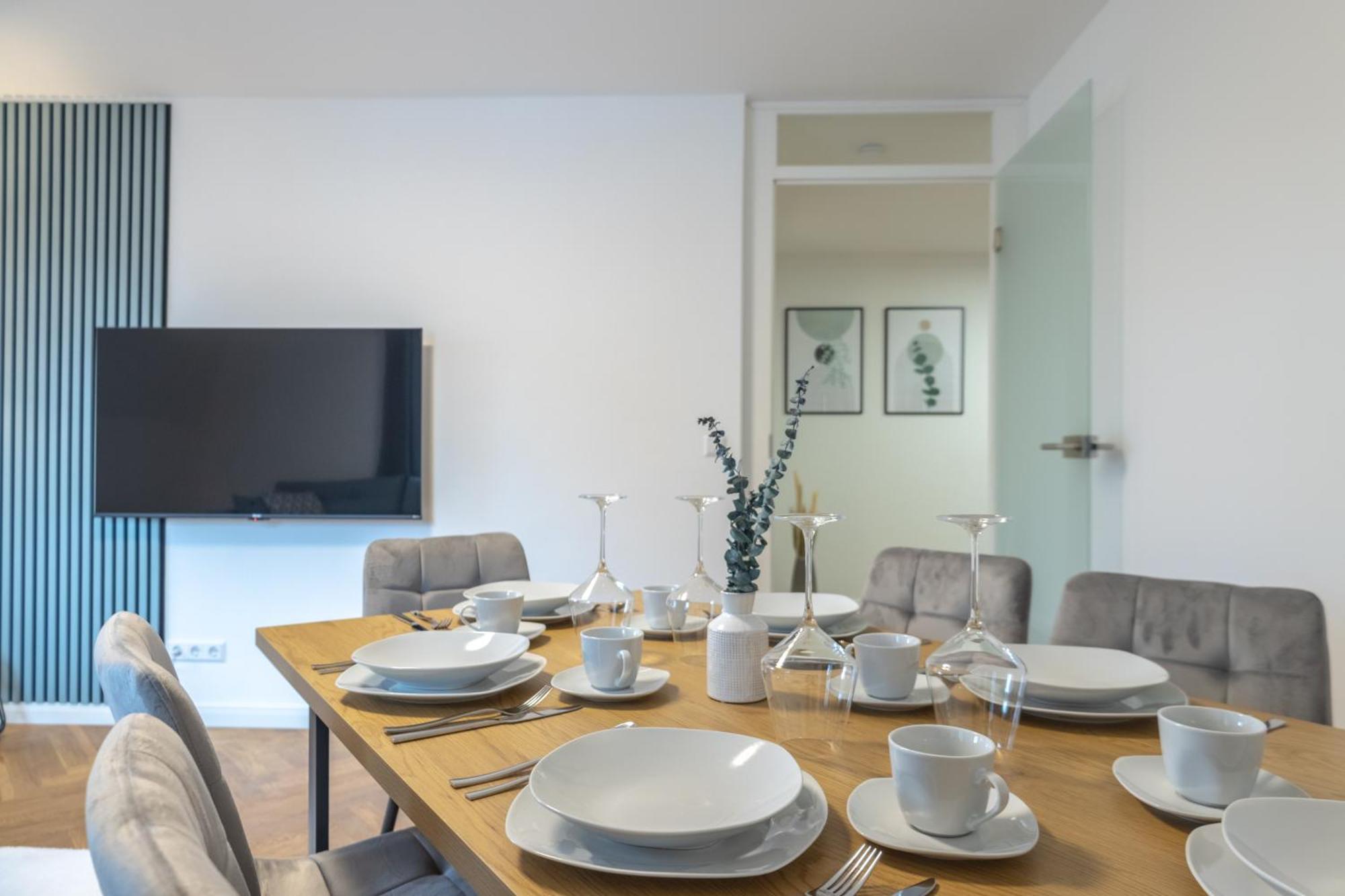 Coview - Design Apartment - 2 Schlafzimmer - Kueche - Highspeed Wlan Dresden Dış mekan fotoğraf